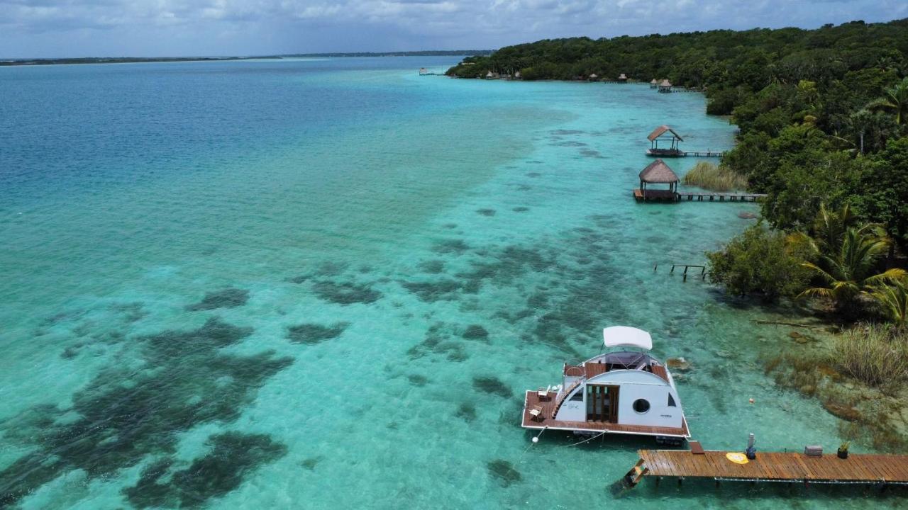Botel Bleibe- Quedate! Bacalar